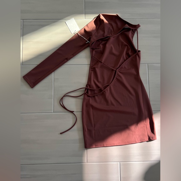 NWT Revolve Not Yours to Keep size XS mini open back dress - Picture 10 of 10